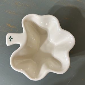 Longaberger St. Patrick’s Day shamrock pottery dish. New. Never used.